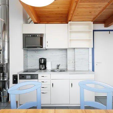 Haus Windjammer Jylland 라보에